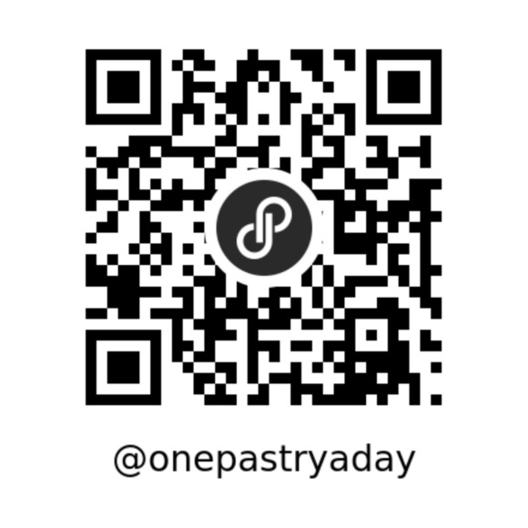 SMOKE FREE, PET FREE HOME + CLOSET 🚫🚫🚫 - Shop with Confidence ✔️✔️✔️ - Picture 2 of 2